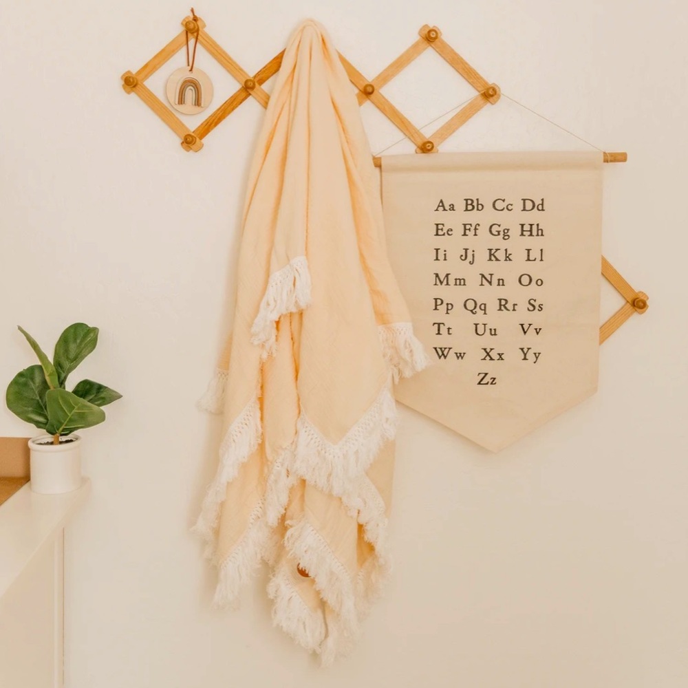 NWT CREAM BOHO FRINGE BABY/NURSERY QUILT